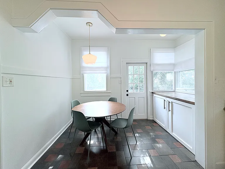 6104 N Suwanee Ave — Photo 21