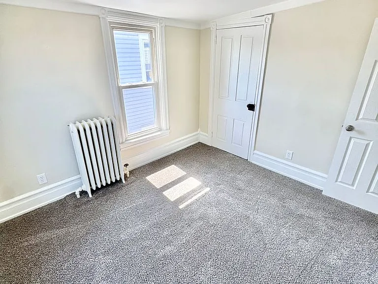 21 W Main St — Photo 19