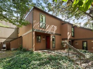 11901 W Briar Patch Dr, Midlothian, VA 23113