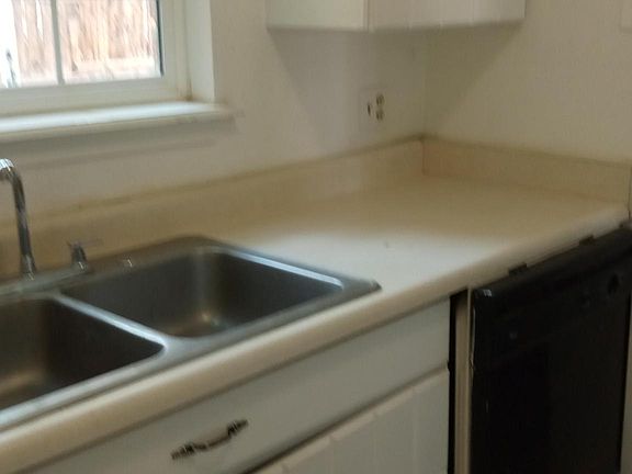 2nd image of 333 Eubanks Ct APT 17