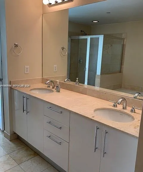 3330 NE 190th St #1018 — Photo 12
