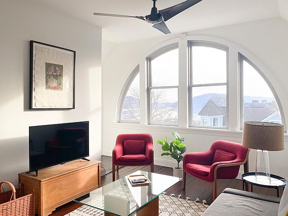 2nd image of 2 Courtney Ave #6