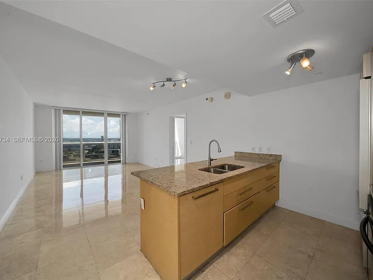 1800 S Ocean Dr #1809 — Photo 2