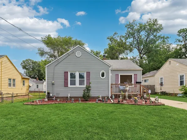 3835 E 8th St, Des Moines, IA 50316