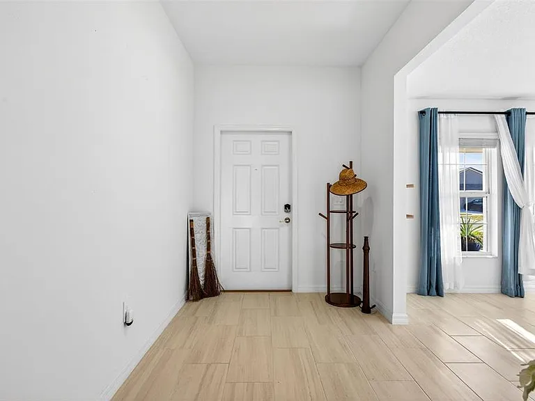 15217 Zircon Red Dr — Photo 40