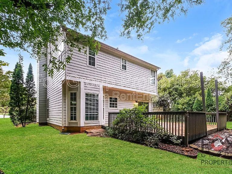 16125 Farmall Dr — Photo 17
