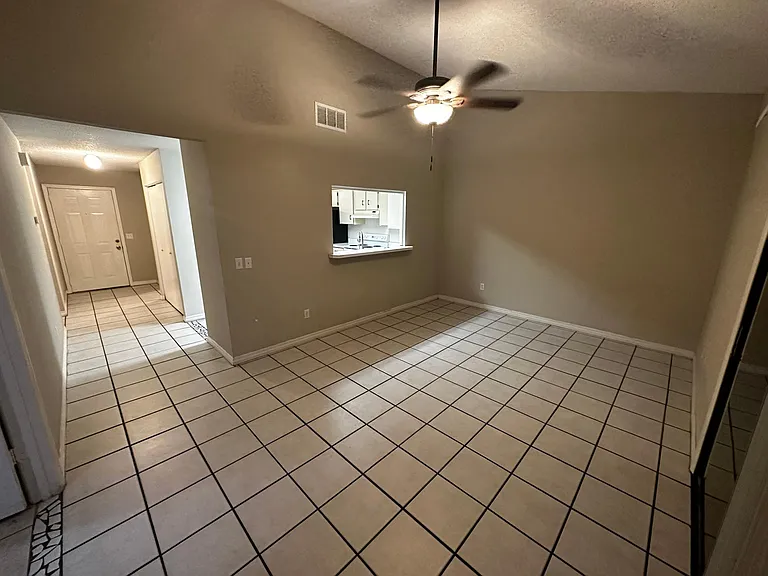 507 Mansfield Dr — Photo 12