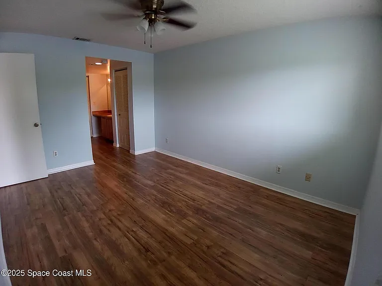 1800 University Ln #106 — Photo 13