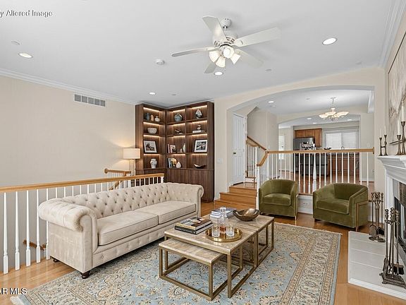 3rd image of 4106 W Kling St