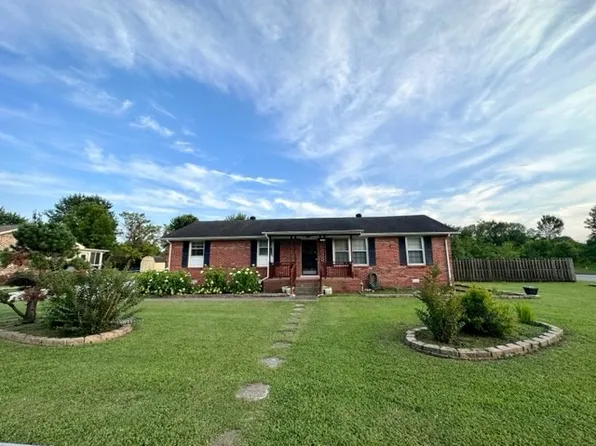 2302 Floyd Ave, Murfreesboro, TN 37127