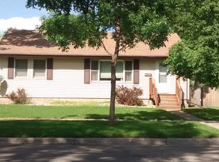 105 E Redwood St, Marshall, MN 56258