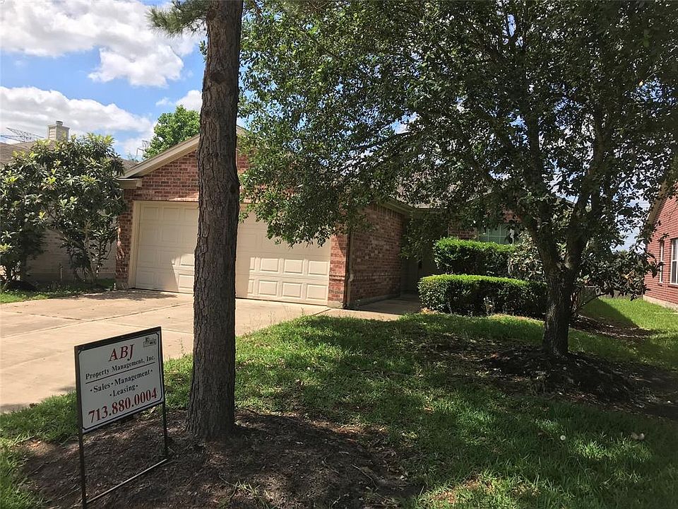 1st image of 16534 Bristle Creek Dr