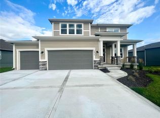 18917 Ocheltree St, Spring Hill, KS 66083