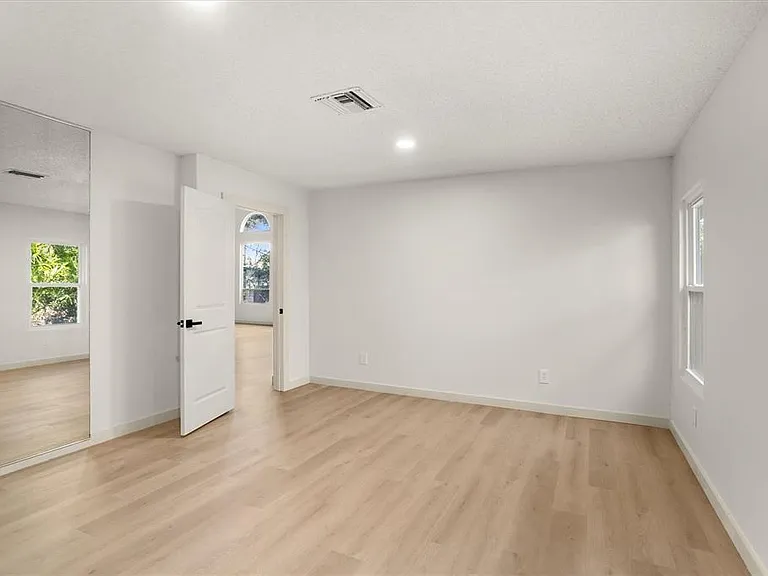 8725 Erie Ln — Photo 19