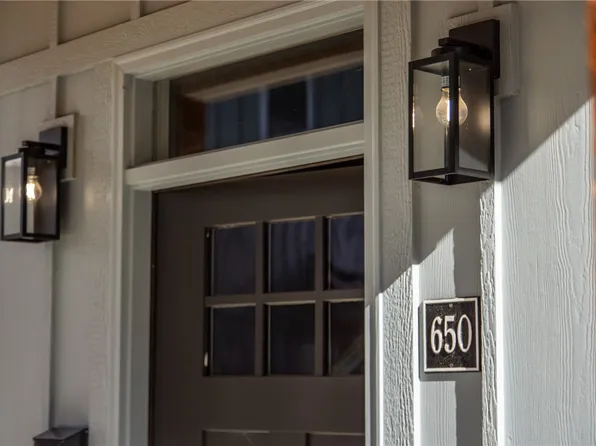 650 W Price Ave, Springdale, AR 72764