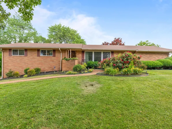 1727 Skyline Dr, Chattanooga, TN 37421