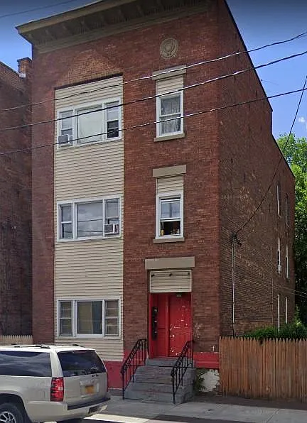 753 River St — Photo 3