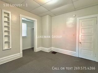 530 Locust St #1, Kalamazoo, MI 49007