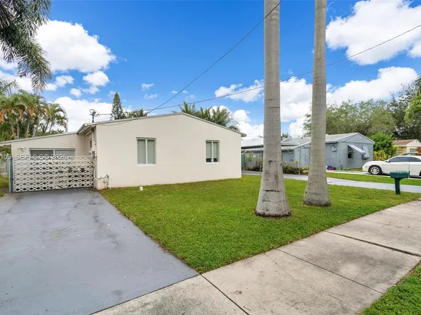 2721 Harding St, Hollywood, FL 33020