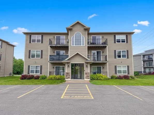 204 Shakespeare Dr #306, Stratford, PE C1B 4B7