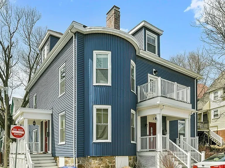 38 Dunreath St — Photo 1