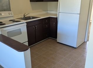 1832 Lilac Ln, Aurora, IL 60506