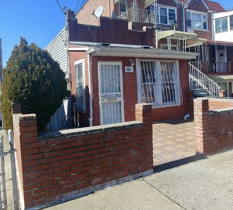 1st image of 1596 E 58th St