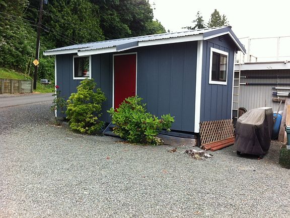 3rd image of 3103 Shoreline Dr