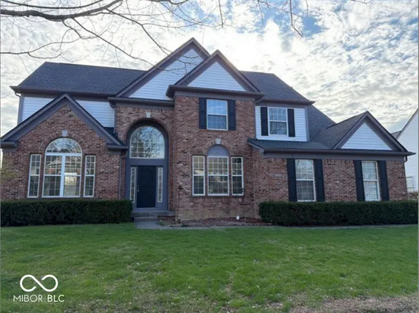 7617 Prairie View Dr, Indianapolis, IN 46256