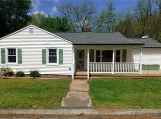 809 E Alexander St, Lincolnton, NC 28092