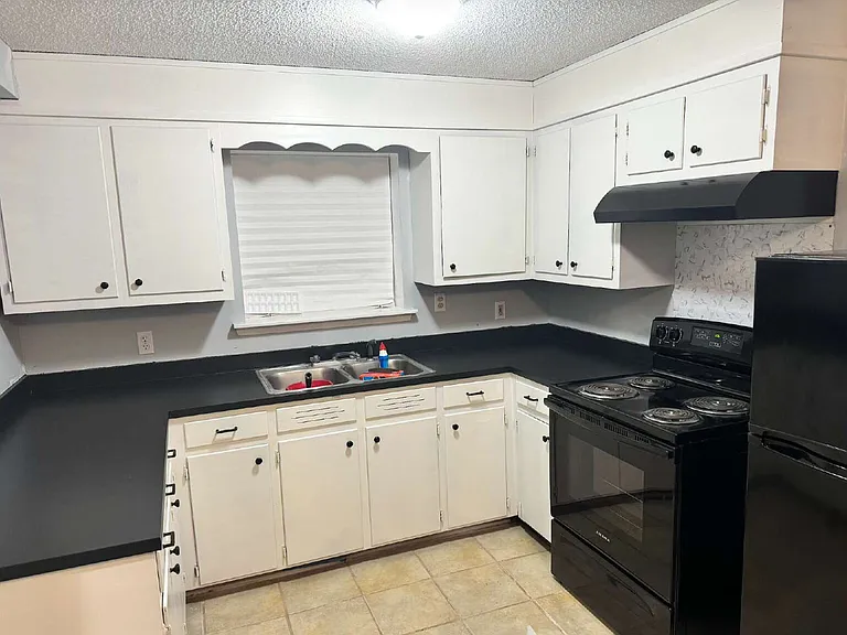 6509 Zeigler Blvd — Photo 9