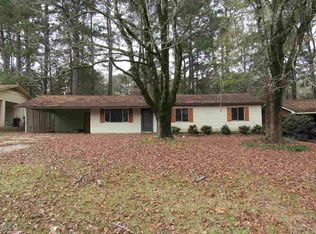 3077 Suncrest Dr, Jackson, MS 39212