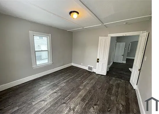 1322 Brownell Ave — Photo 15