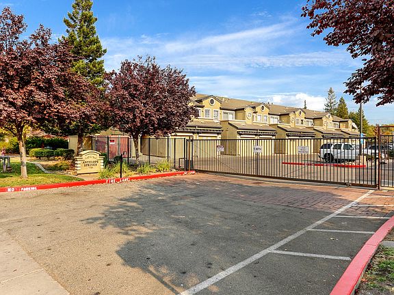 2nd image of 3739 Black Eagle Dr #1