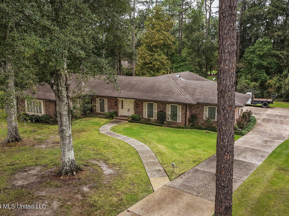 1st image of 1606 Ellen Dr