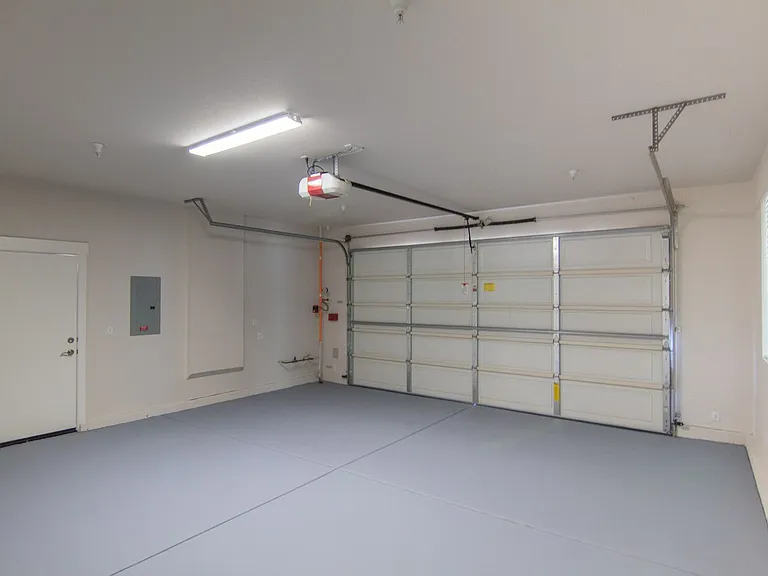 6073 Fallworth Dr — Photo 21