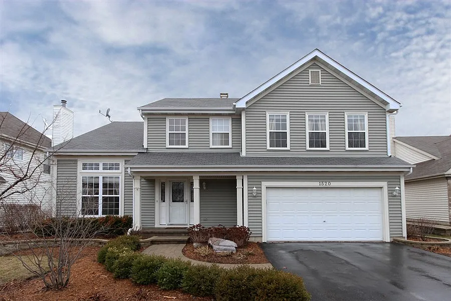 1520 Derby Ln photo 1
