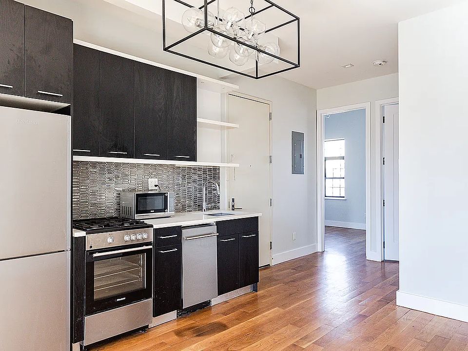 1st image of 238 Boerum St #3L