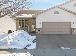 1821 E Sylvan Ave, Appleton, WI 54915