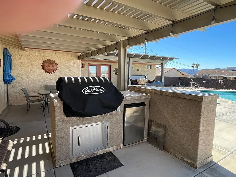 2990 Yuma Dr — Photo 40
