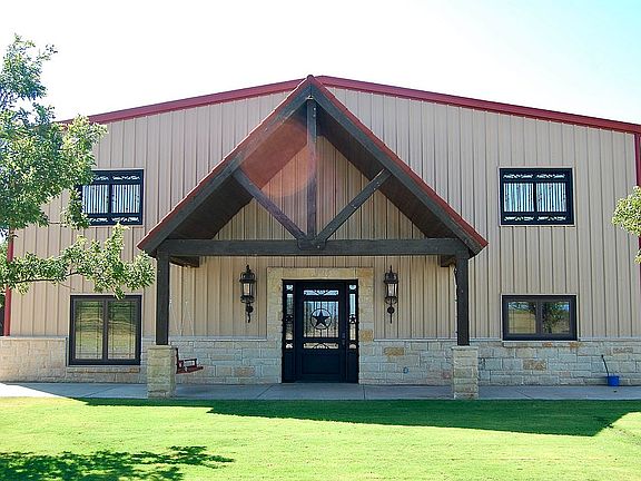 FRONT OF HOUSE
