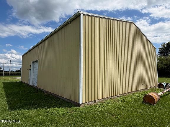 5th image of 1433 State Highway 576