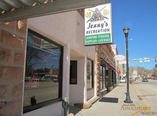 110 S Chicago St, Hot Springs, SD 57747