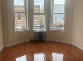 60-39 67th Ave, Ridgewood, NY 11385