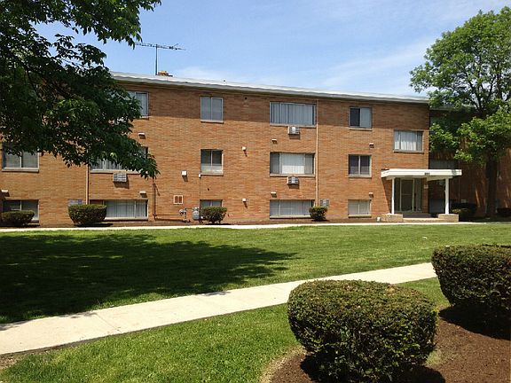 5th image of 2809 W Erie Ave APT 306