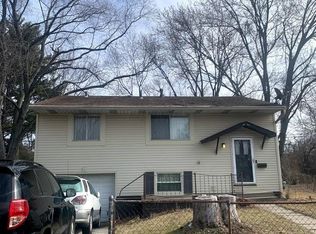 1044 Roxbury Ct, Columbus, OH 43219