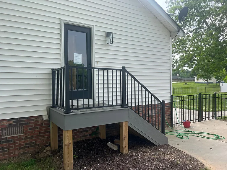 803 Quillen Ave — Photo 7