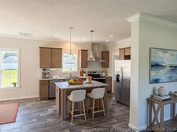 3rd image of 235 Gencove Dr