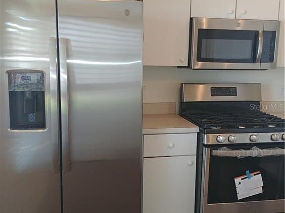 3rd image of 24646 Victoria Wood Ct