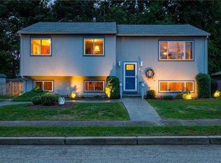 45 Brett Ct, Warwick, RI 02886
